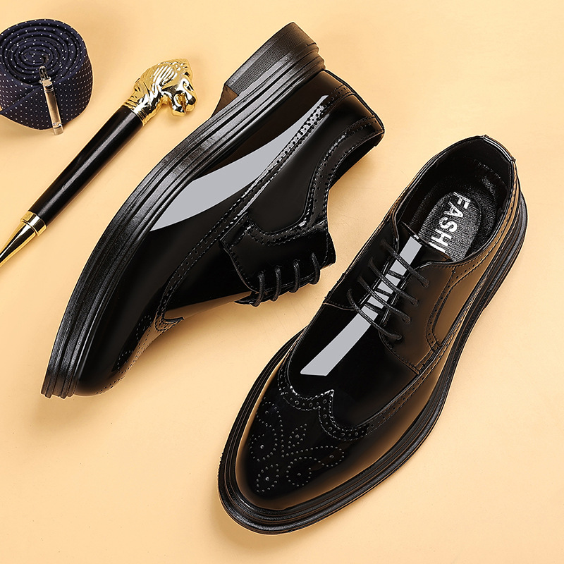 Men Shoes For Wedding - Herren-Lackleder-Brogue-Schuhe, Schnürschuhe, formelle Oxfords, dicke Sohle,