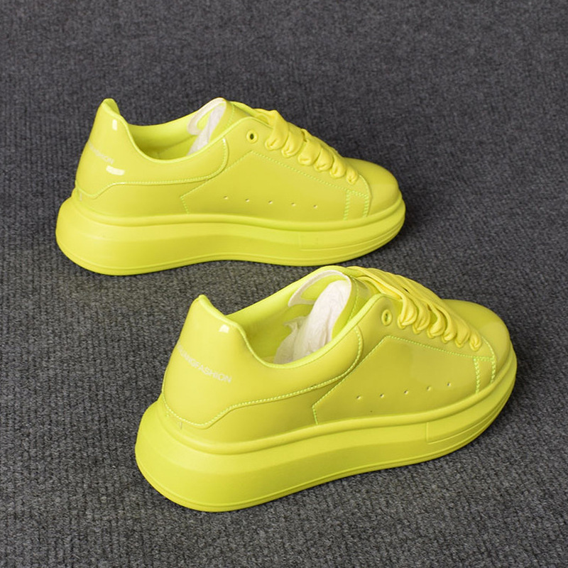 2025 Lackierte Weiße Freizeits – Men'S Shoes Casual Sneakers Bewertung und Preis